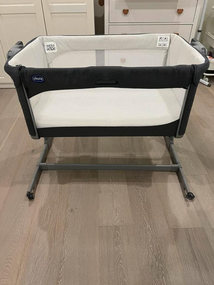 Cododo Chicco Next2Me, Kinderen en Baby's, Babywiegjes en Ledikanten, Zo goed als nieuw, Ledikant, Ophalen