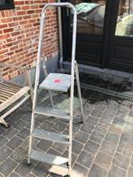 Artub trapladder 4 treden, Ophalen of Verzenden, Zo goed als nieuw