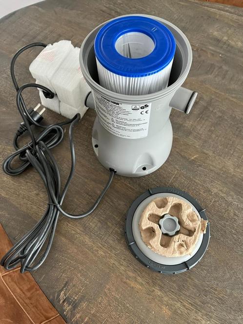 Bestway Flowclear filterpomp 58383 – 2m³/u NIEUW, Tuin en Terras, Zwembad-toebehoren, Nieuw, Zwembadpomp, Ophalen of Verzenden