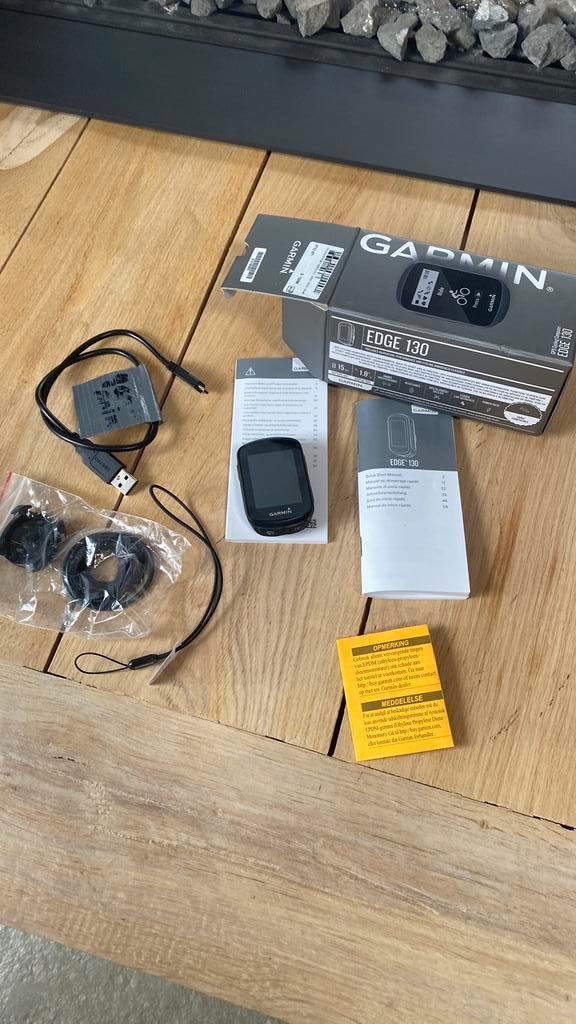 Garmin Edge 130, Fietsen en Brommers, Fietsaccessoires | Fietscomputers, Zo goed als nieuw, Ophalen