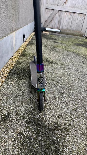 Trottinette acrobatique Oxelo MF 3.6 V5 Chrome — en bon état, Enlèvement, Comme neuf, Autres types, Oxelo (Decathlon)
