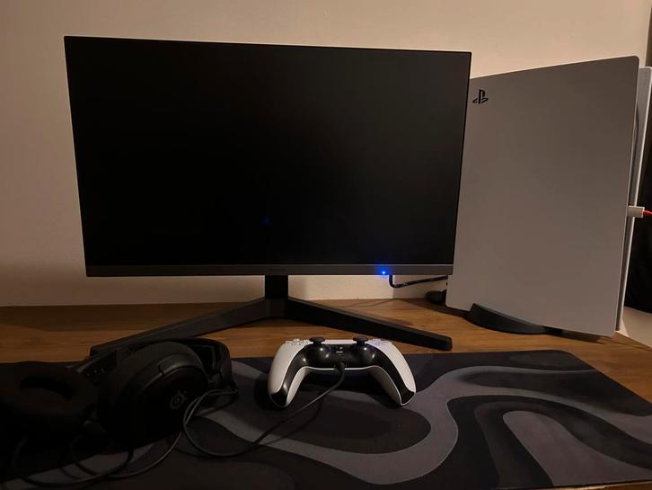 Ps5 + monitor + headset topstaat + mouse pad, Computers en Software, Monitoren, Zo goed als nieuw, Ophalen