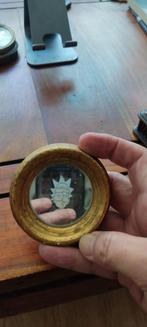 Miroir ancien, feuille d'or. 8 cm, verre miroir 5 cm, Enlèvement ou Envoi