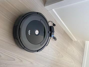 Robotstofzuiger Roomba zwart beschikbaar voor biedingen