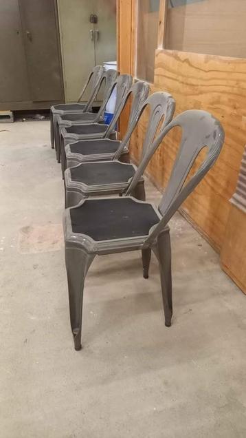 chaise fibrocit industrielle style tolix 1960, Enlèvement