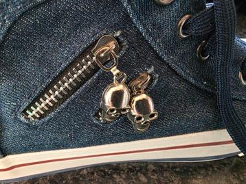 Skull sneakers, niet gedragen ( niet mijn ding ) beschikbaar voor biedingen