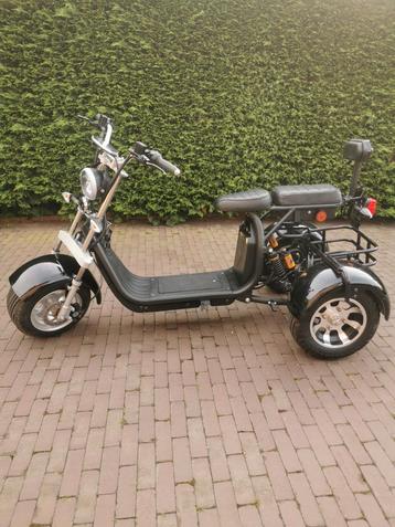 Cool look, This Harley-scooter is Low maintenance, Fully 