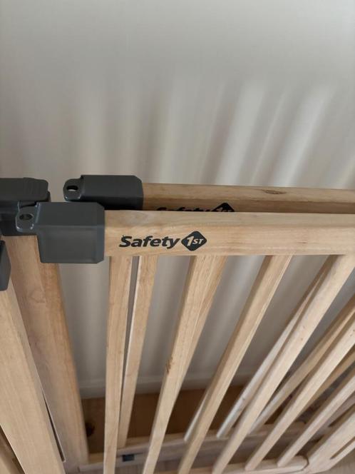 Traphek 2 stuks in hout - met verlengstukken - Safety 1st, Kinderen en Baby's, Traphekjes, Zo goed als nieuw, Klemhekje, Hout
