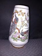 Beau vase doré or 24 carats  et signé., Envoi