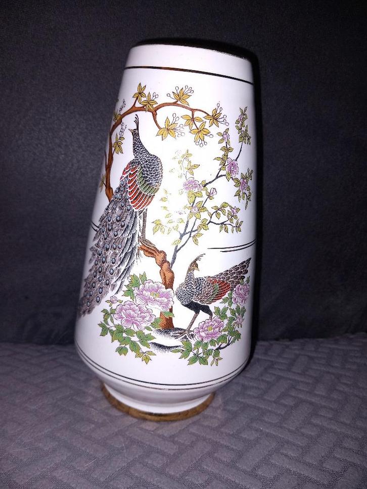 Beau vase doré or 24 carats  et signé., Antiquités & Art, Antiquités | Vases, Envoi