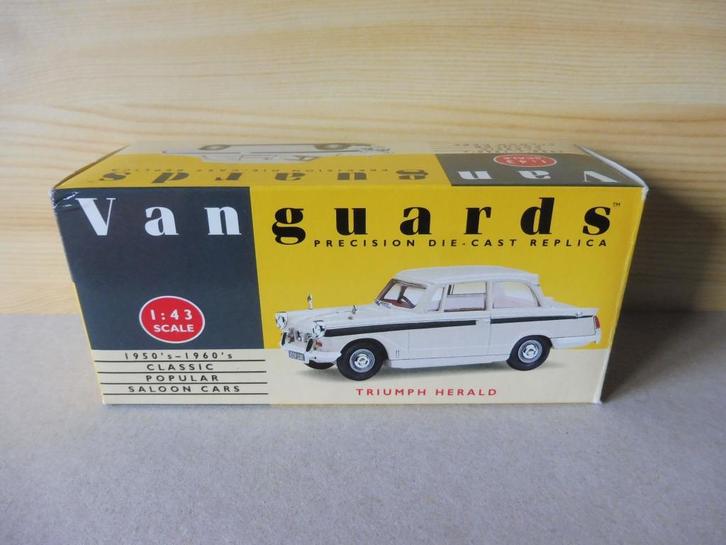 1:43 Vanguards VA5008 Triumph Herald 1959-1971 white, black, Hobby en Vrije tijd, Modelauto's | 1:43, Zo goed als nieuw, Auto