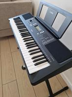 YAMAHA PSR-E373 piano + pedaal + muziekstandaard + statief, Muziek en Instrumenten, Keyboards, Ophalen, Zo goed als nieuw, Yamaha