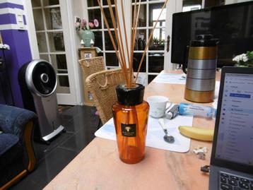 baobab collection geurstokjes oranje, is leeg beschikbaar voor biedingen