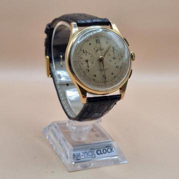 Julius Chronograaf horloge in 18 karaat goud beschikbaar voor biedingen