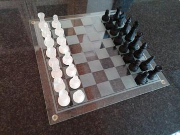 Glazen schaakbord 35,5x35,5cm beschikbaar voor biedingen