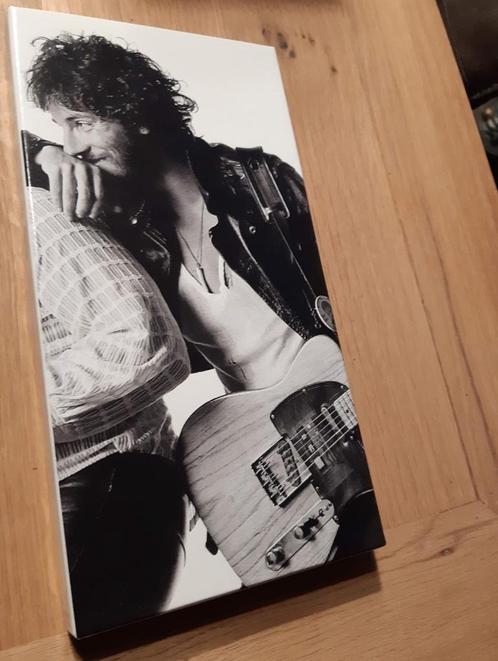 BRUCE SPRINGSTEEN - Born to run (30th anniversary Boxset), Cd's en Dvd's, Cd's | Rock, Zo goed als nieuw, Poprock, Ophalen of Verzenden