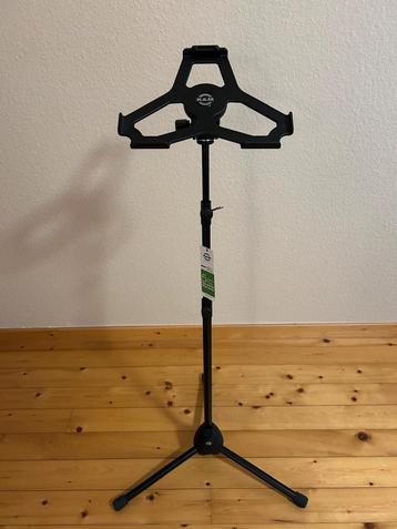 I Pad staander Kôning en Meyer beschikbaar voor biedingen