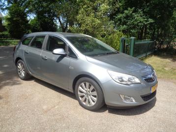 opel astra diesel 1.7 met lichte schade bj 2011, Argent ou Gris, Boîte manuelle, Autre carrosserie, Enlèvement