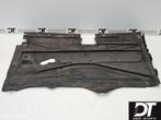 Bodemplaat linksvoor BMW 5-serie E39 51718176757, Gebruikt, Ophalen of Verzenden, BMW, BMW