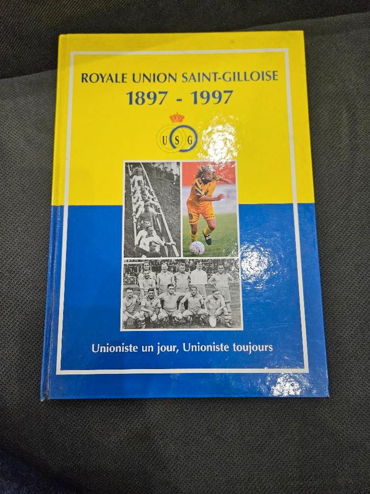Livre de foot, Livres, Livres de sport, Utilisé, Sport de ballon, Enlèvement ou Envoi