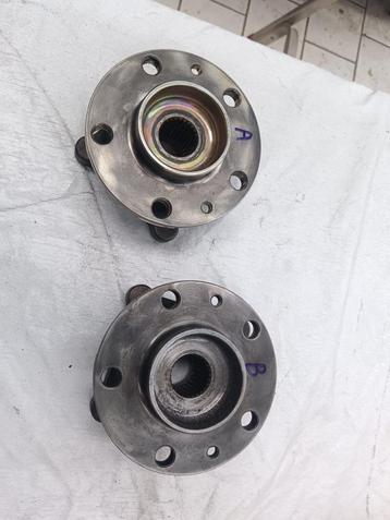 Naaflagers voor Ferrari 348, F355, F355, F456 en F550 beschikbaar voor biedingen