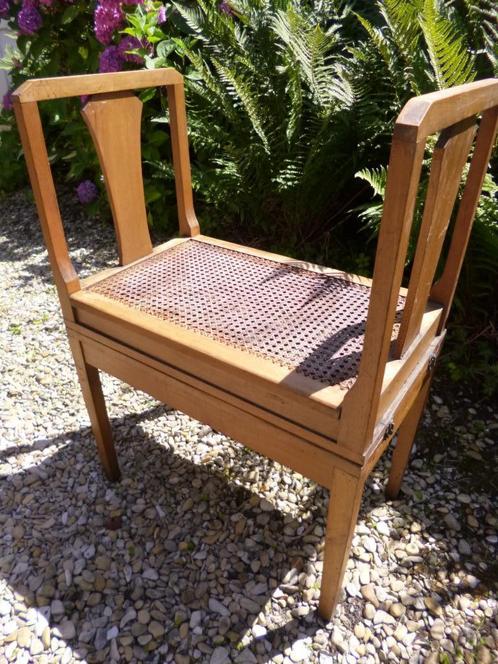Vintage comfortabele of comfortabele stoel met rieten - Curi, Antiek en Kunst, Curiosa en Brocante, Ophalen of Verzenden