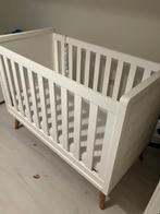 Babybed, Ophalen, Wit, 190 cm of minder, Zo goed als nieuw