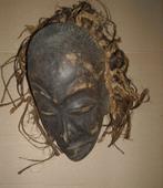 Masque Africain Chokwe, Envoi