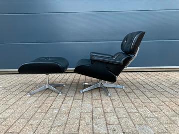 Vitra Eames lounge chair met Ottoman. Jaren 70. In Topstaat! beschikbaar voor biedingen