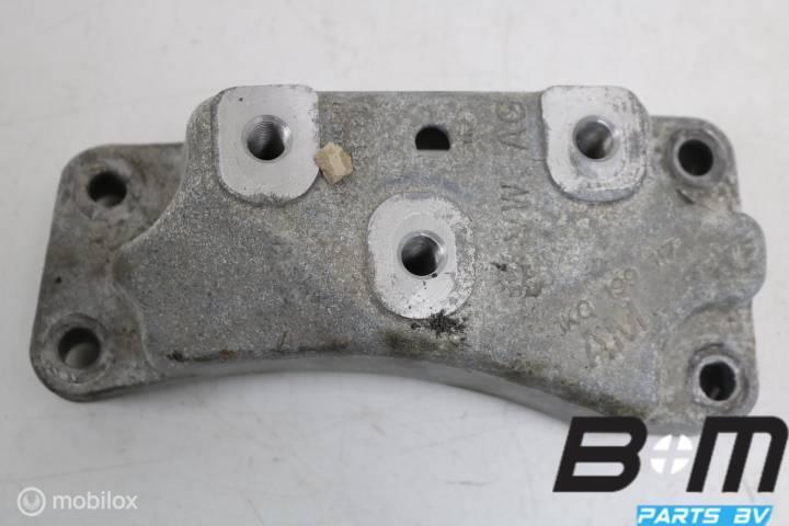 Console links VW Passat B7 1K0199117AM, Auto-onderdelen, Motor en Toebehoren, Gebruikt