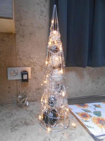 Nouveau cône avec éclairage, Divers, Noël, Enlèvement ou Envoi, Neuf