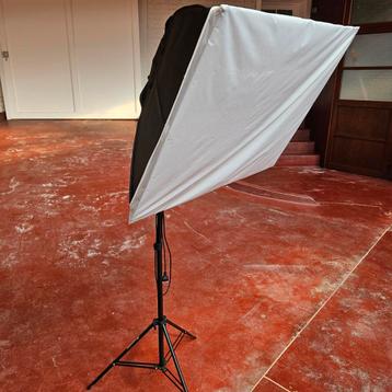 2 softlichten voor professionals beschikbaar voor biedingen