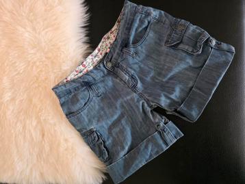 Short in jeans maat 158 / 164  beschikbaar voor biedingen