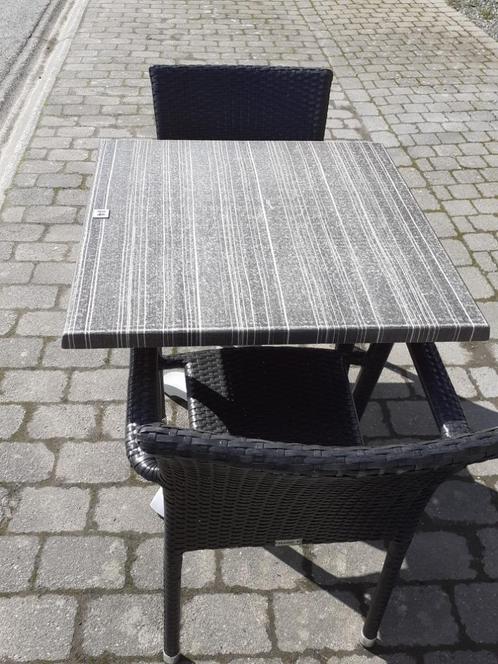 table et fauteuils de terrasse, Jardin & Terrasse, Tables de jardin, Comme neuf, Carré, Synthétique, Enlèvement