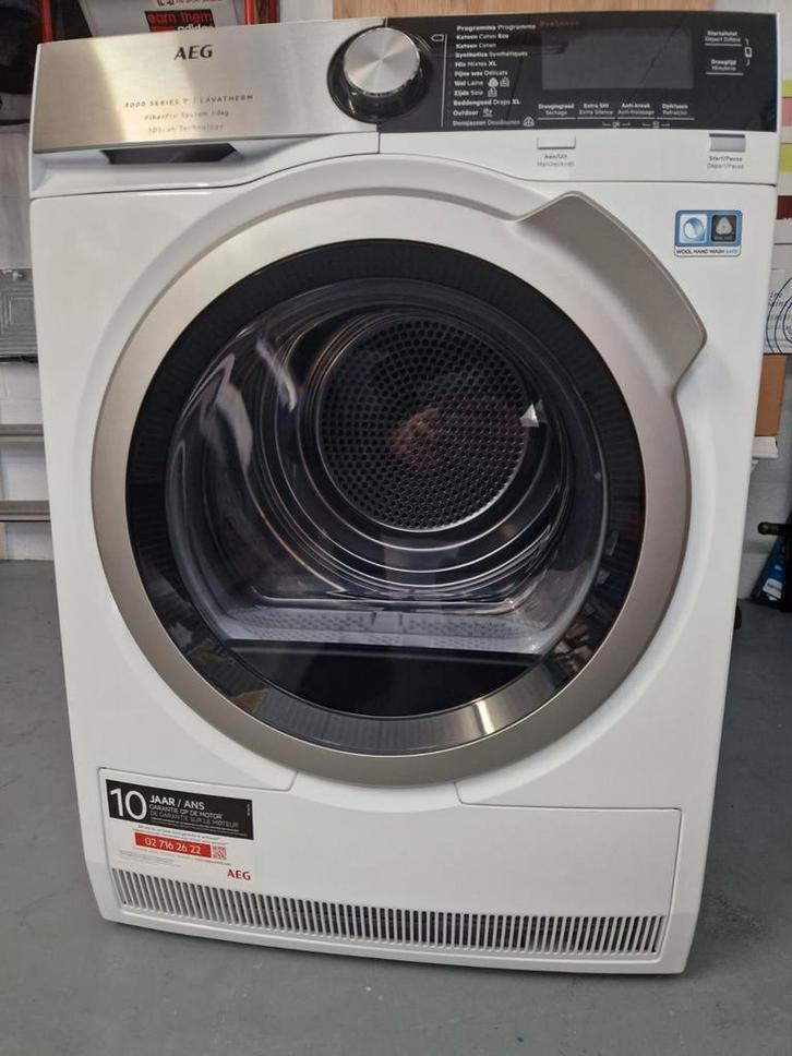 Sèche-linge AEG Série 9000 - État impeccable, Elektronische apparatuur, Droogkasten, Zo goed als nieuw, Condens, Voorlader, 8 tot 10 kg