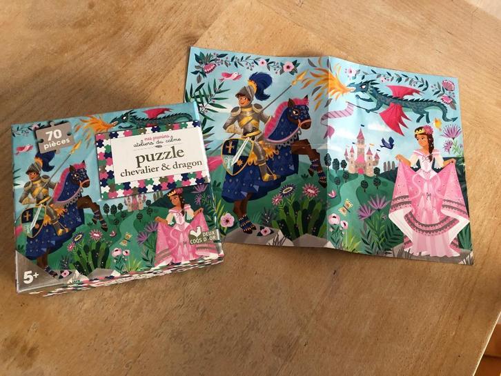Kleine puzzel Ridder en draak - 70 stukjes (+5 jaar oud), Kinderen en Baby's, Speelgoed | Kinderpuzzels, Zo goed als nieuw, 4 tot 6 jaar