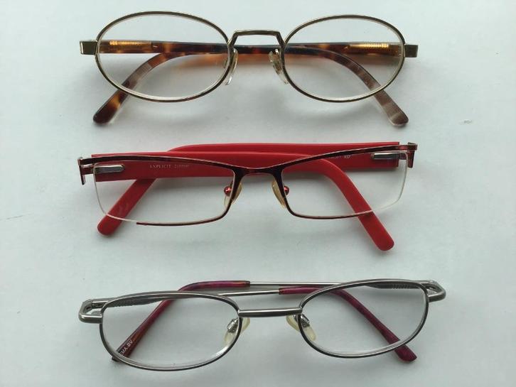 3 brillen en/of brilmonturen aan 8 euro per bril, Handtassen en Accessoires, Zonnebrillen en Brillen | Dames, Zo goed als nieuw