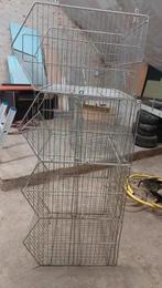 Metalen draadmandenrek – 4 manden – totale hoogte ca. 133 cm, Ophalen, Gebruikt