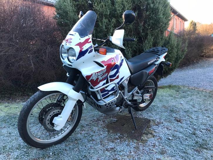 HONDA AFRICA TWIN 750 RD07A, Motos, Motos | Oldtimers & Ancêtres, Enduro, plus de 35 kW, 2 cylindres, Enlèvement