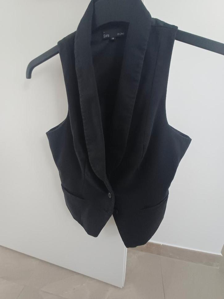 JBC - mooi sexy giletvestje (mt 38), Kleding | Dames, Topjes, Nieuw, Maat 38/40 (M), Zwart, Zonder mouw, Ophalen of Verzenden