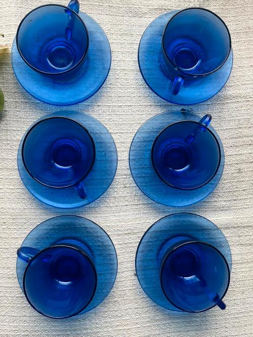 Vintage kobaltblauwe koffiekopjes - 6 (Brazil), Huis en Inrichting, Keuken | Servies, Zo goed als nieuw, Glas, Ophalen
