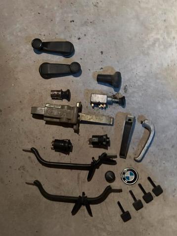 Diverse BMW E21 onderdelen beschikbaar voor biedingen