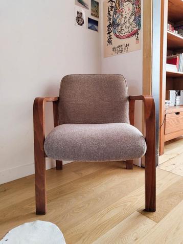 Mid-Century Modern Stoel  beschikbaar voor biedingen