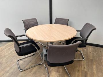 Ronde kantine/vergadertafel – 5 persoons beschikbaar voor biedingen
