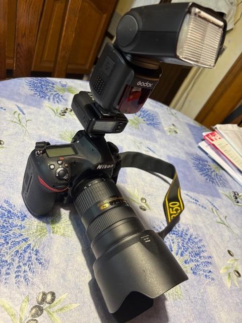 Nikon D850 flits Godox V860 studiolamp bresser CM-600, TV, Hi-fi & Vidéo, Appareils photo numériques, Utilisé, Reflex miroir, Nikon