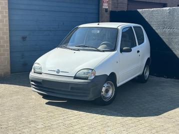 Fiat Seicento 1.0i Benzine Weinig Km's, Autos, Achat, Seicento, Boîte manuelle, Particulier