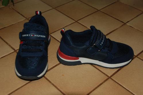 Superbes baskets Tommy Hilfiger marines Pointure 24 comme 9, Enfants & Bébés, Vêtements enfant | Chaussures & Chaussettes, Comme neuf