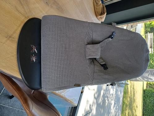 Sitter babybjorn met 2 sitterzakken + speelboog, Kinderen en Baby's, Babywiegjes en Ledikanten, Zo goed als nieuw, Overige typen