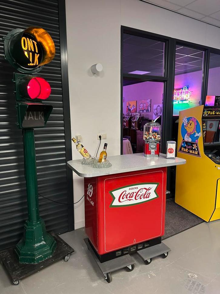 Prachtige oude Coca Cola Fishtail Koeling - Bar - Statafel, Verzamelen, Automaten | Overige, Gebruikt, Ophalen