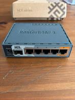 Mikrotik hEX S gigabit router met SFP, Ophalen of Verzenden, Zo goed als nieuw